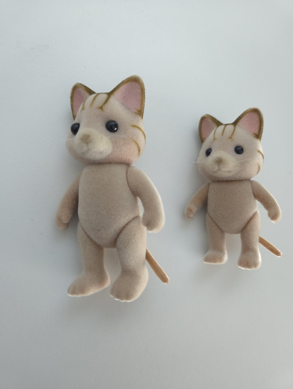 Calico Critters Sylvanian Families Sandy Cat Family Figures - Picture 10 of 15